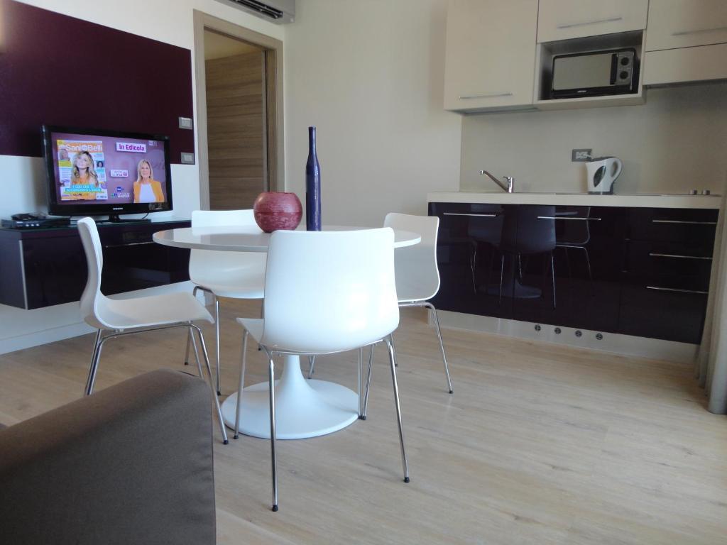 Bio Suites Pacinotti Bardolino Exterior photo